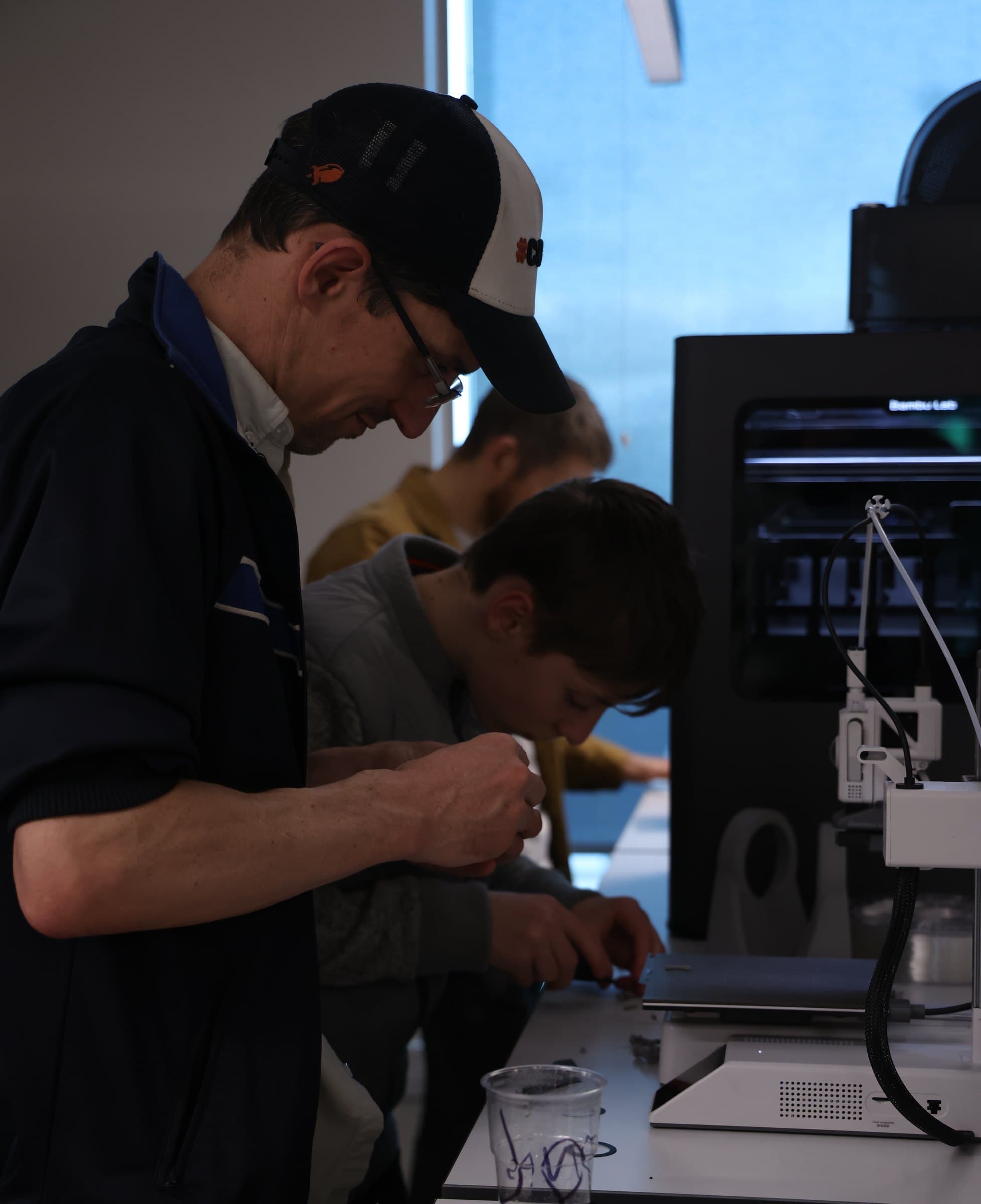 People working together at a Lab workbench